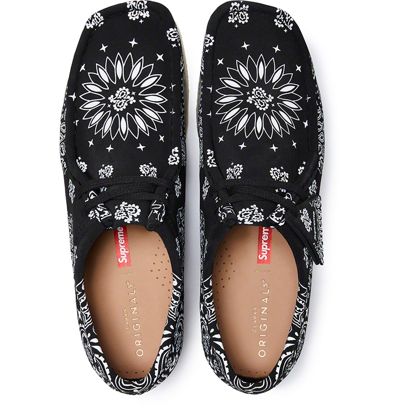 Supreme®/Clarks Originals® Bandana Wallabee® view 4